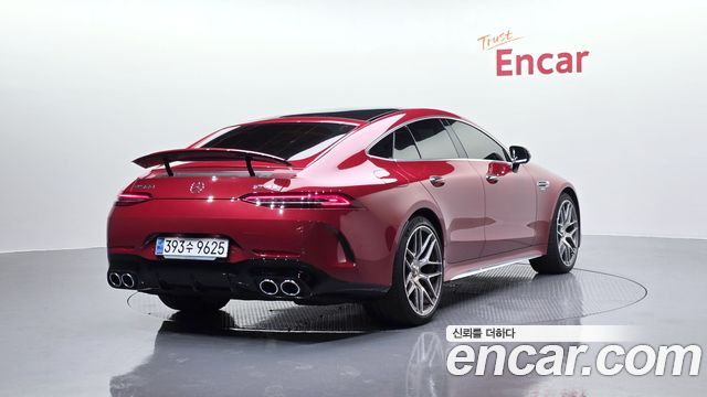 MERCEDES AMG AMG GT 4도어 43 4MATIC+ Dynamic 레드 블로썸 2023 - photo 2 - Import Corée du Sud | International Cars