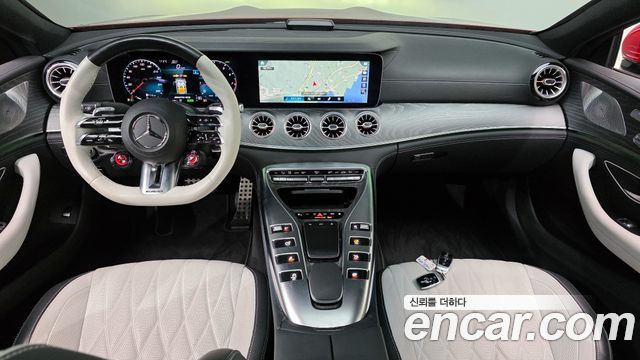 MERCEDES AMG AMG GT 4도어 43 4MATIC+ Dynamic 레드 블로썸 2023 - photo 7 - Import Corée du Sud | International Cars