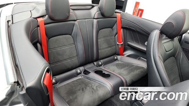 MERCEDES AMG C-Classe W205 C43 AMG 4MATIC Cabriolet 2019 - photo 17 - Import Corée du Sud | International Cars
