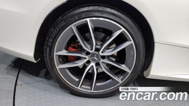 MERCEDES AMG C-Classe W205 C43 AMG 4MATIC Cabriolet 2019 - photo 5 - Import Corée du Sud | International Cars
