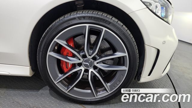 MERCEDES AMG C-Classe W205 C43 AMG 4MATIC Cabriolet 2019 - photo 7 - Import Corée du Sud | International Cars