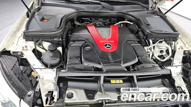 MERCEDES AMG GLC-Classe X253 AMG GLC43 4MATIC Coupé 2019 - photo 6 - Import Corée du Sud | International Cars