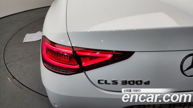 MERCEDES AMG CLS-Classe C257 CLS300d AMG Line 2020 - photo 9 - Import Corée du Sud | International Cars