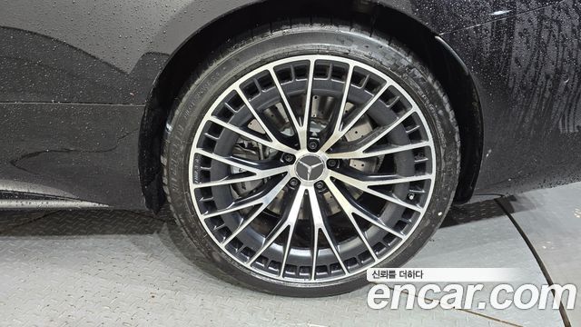 MERCEDES AMG CLE-Classe C236 AMG CLE53 4MATIC+ Coupé 2026 - photo 7 - Import Corée du Sud | International Cars