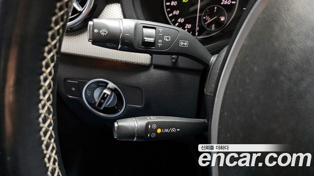 MERCEDES B-Classe W246 B200 CDI 블루이피션시 Sport팩 2012 - photo 18 - Import Corée du Sud | International Cars