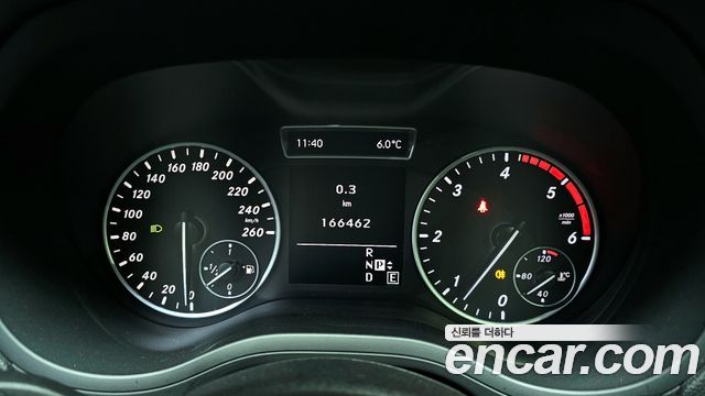MERCEDES B-Classe W246 B200 CDI 블루이피션시 Sport팩 2012 - photo 8 - Import Corée du Sud | International Cars