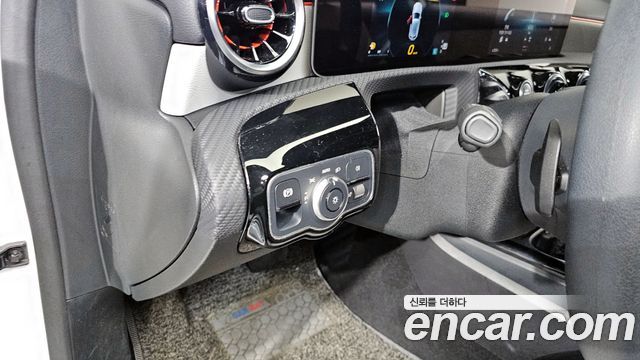 MERCEDES A-Classe W177 A220 Hatchback 2020 - photo 14 - Import Corée du Sud | International Cars