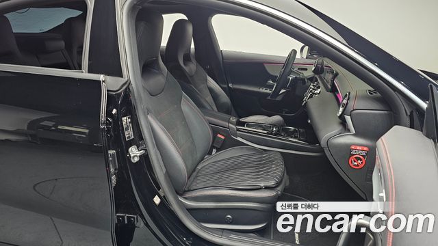 MERCEDES CLA-Classe C118 CLA250 4MATIC 2024 - photo 9 - Import Corée du Sud | International Cars