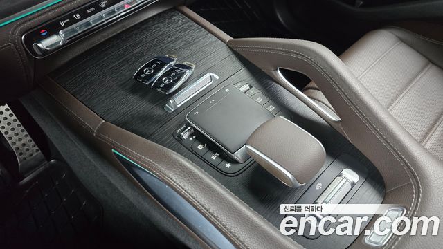 MERCEDES GLS-Classe X167 GLS400d 4MATIC 2022 - photo 9 - Import Corée du Sud | International Cars