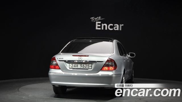 MERCEDES E-Classe W211 E350 2007 - photo 4 - Import Corée du Sud | International Cars