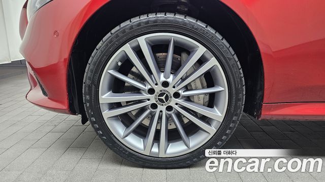 MERCEDES CLS-Classe C257 CLS400d 4MATIC 2019 - photo 5 - Import Corée du Sud | International Cars