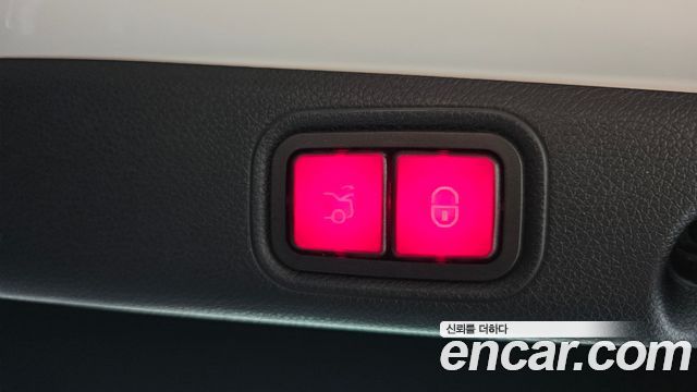 MERCEDES E-Classe W213 E300 4MATIC Exclusive 2020 - photo 20 - Import Corée du Sud | International Cars