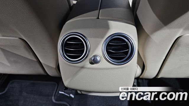 MERCEDES GLC-Classe X253 GLC300 4MATIC Coupé 2019 - photo 31 - Import Corée du Sud | International Cars