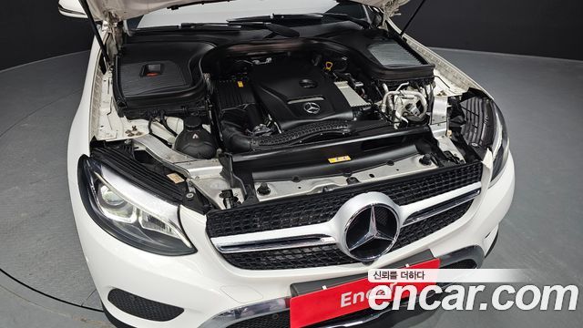 MERCEDES GLC-Classe X253 GLC300 4MATIC Coupé 2019 - photo 6 - Import Corée du Sud | International Cars