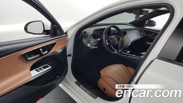 MERCEDES E-Classe W214 E200 Avantgarde 2024 - photo 13 - Import Corée du Sud | International Cars