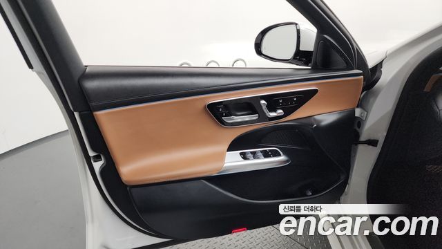 MERCEDES E-Classe W214 E200 Avantgarde 2024 - photo 14 - Import Corée du Sud | International Cars