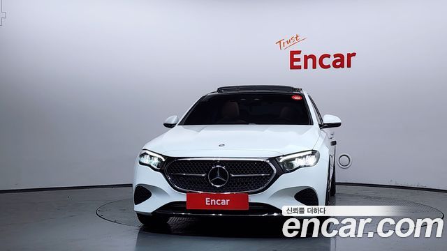 MERCEDES E-Classe W214 E200 Avantgarde 2024 - photo 3 - Import Corée du Sud | International Cars