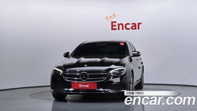 MERCEDES E-Classe W213 E250 Avantgarde 2023 - photo 3 - Import Corée du Sud | International Cars