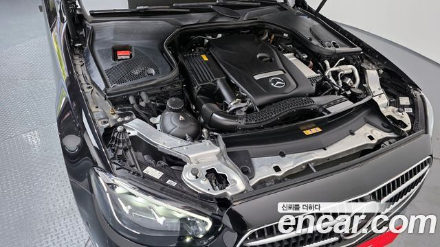 MERCEDES E-Classe W213 E250 Avantgarde 2023 - photo 6 - Import Corée du Sud | International Cars