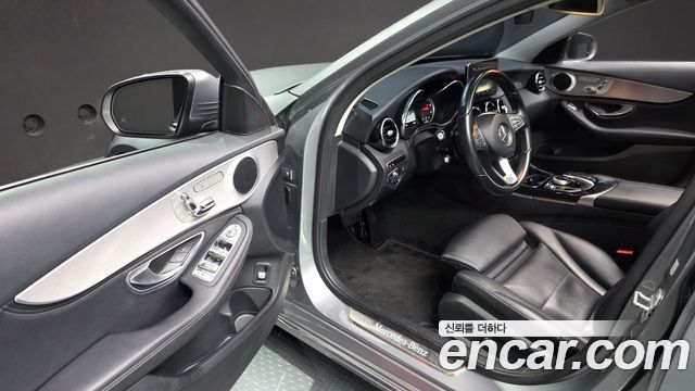 MERCEDES C-Classe W205 C220 블루텍 Avantgarde 2015 - photo 10 - Import Corée du Sud | International Cars