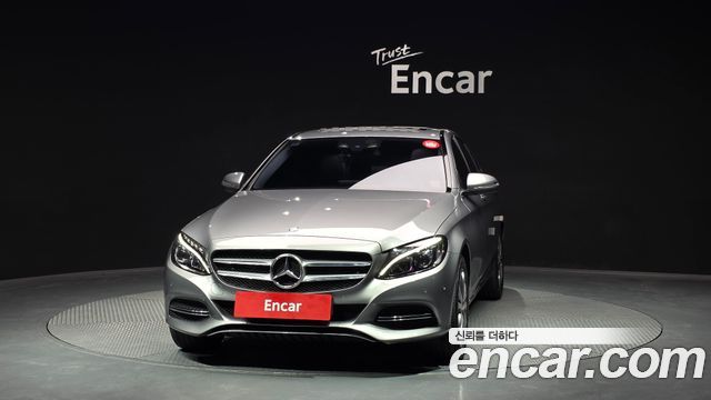 MERCEDES C-Classe W205 C220 블루텍 Avantgarde 2015 - photo 3 - Import Corée du Sud | International Cars