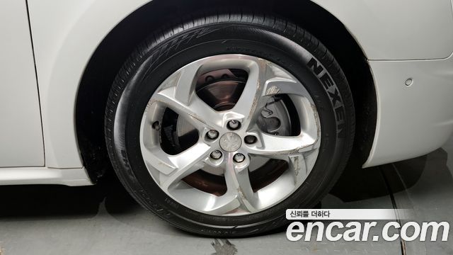 PEUGEOT 508 2.0 알뤼르 2014 - photo 5 - Import Corée du Sud | International Cars