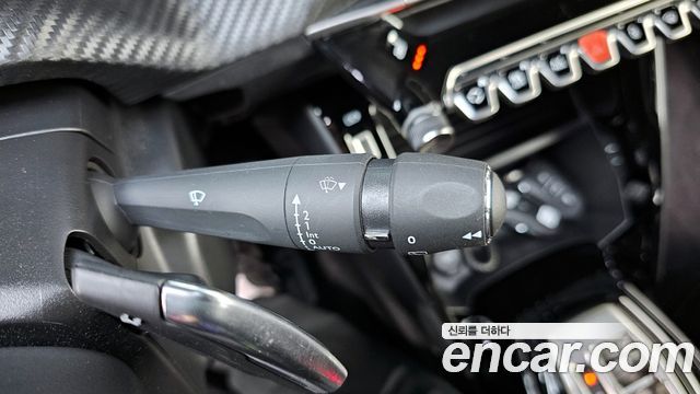 PEUGEOT 2008 2세대 1.5 BlueHDi GT 2023 - photo 29 - Import Corée du Sud | International Cars