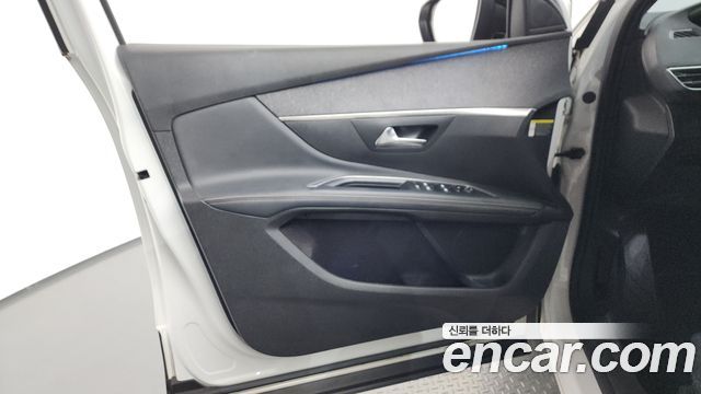 PEUGEOT 5008 2세대 1.5 BlueHDi GT Line 2020 - photo 14 - Import Corée du Sud | International Cars
