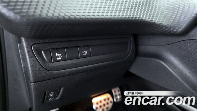 PEUGEOT 2008 1.5 BlueHDi 알뤼르 2019 - photo 29 - Import Corée du Sud | International Cars