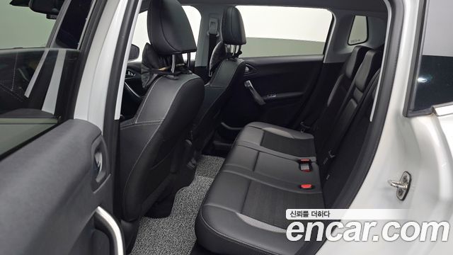PEUGEOT 2008 1.6 BlueHDi 알뤼르 GC 2018 - photo 15 - Import Corée du Sud | International Cars