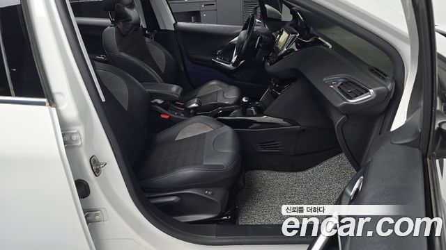 PEUGEOT 2008 1.6 BlueHDi 알뤼르 GC 2018 - photo 16 - Import Corée du Sud | International Cars