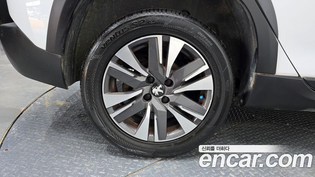 PEUGEOT 2008 1.6 BlueHDi 알뤼르 GC 2018 - photo 33 - Import Corée du Sud | International Cars