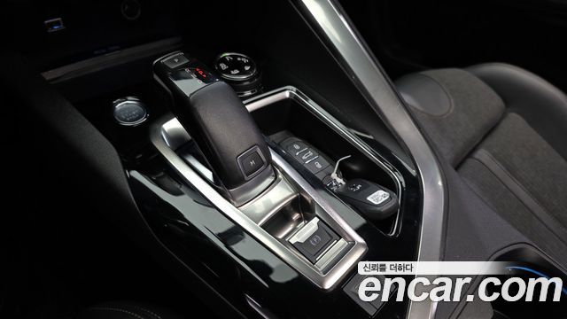 PEUGEOT 3008 2세대 1.5 BlueHDi GT Line 2019 - photo 12 - Import Corée du Sud | International Cars