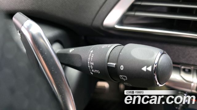 PEUGEOT 3008 2세대 1.5 BlueHDi GT Line 2019 - photo 26 - Import Corée du Sud | International Cars