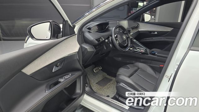 PEUGEOT 5008 2세대 1.2 Pure Tech GT 2022 - photo 13 - Import Corée du Sud | International Cars