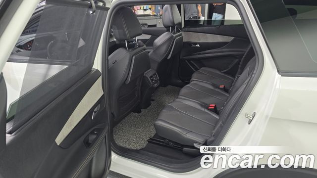 PEUGEOT 5008 2세대 1.2 Pure Tech GT 2022 - photo 16 - Import Corée du Sud | International Cars