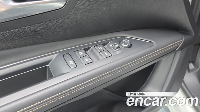 PEUGEOT 5008 2세대 1.2 Pure Tech GT 2022 - photo 19 - Import Corée du Sud | International Cars
