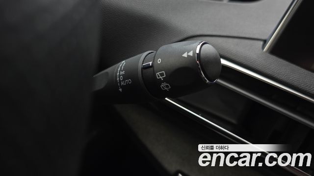 PEUGEOT 5008 2세대 1.2 Pure Tech GT 2022 - photo 22 - Import Corée du Sud | International Cars