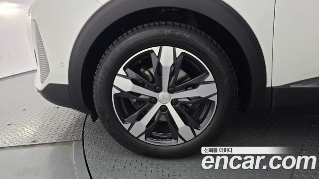 PEUGEOT 5008 2세대 1.2 Pure Tech GT 2022 - photo 5 - Import Corée du Sud | International Cars