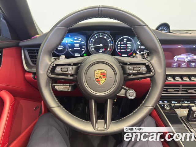 PORSCHE 911 (992) Carrera 4S Cabriolet 2020 - photo 10 - Import Corée du Sud | International Cars