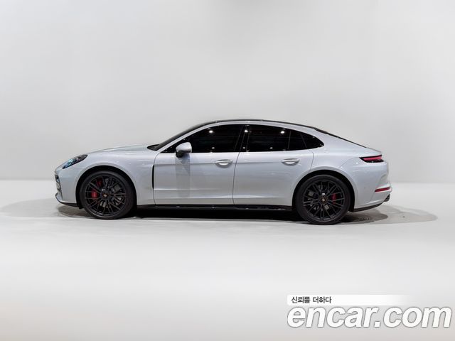 PORSCHE Panamera (976) 4.0 GTS 2025 - photo 23 - Import Corée du Sud | International Cars