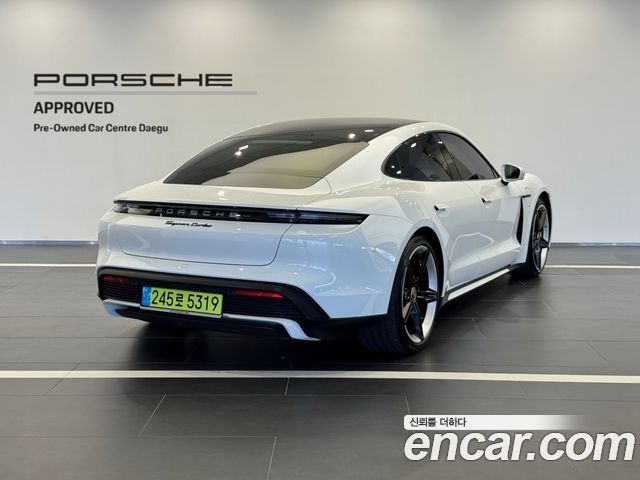 PORSCHE Taycan Turbo 2024 - photo 4 - Import Corée du Sud | International Cars