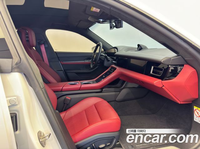 PORSCHE Taycan Turbo 2024 - photo 7 - Import Corée du Sud | International Cars