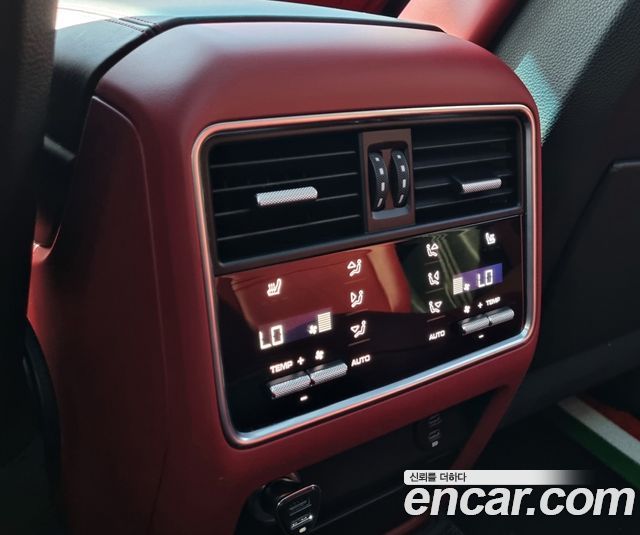 PORSCHE Cayenne (PO536) 3.0 Coupé 2021 - photo 16 - Import Corée du Sud | International Cars