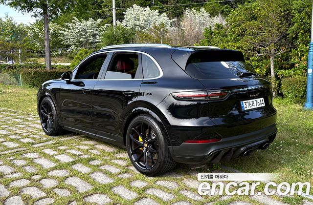 PORSCHE Cayenne (PO536) 3.0 2019 - photo 5 - Import Corée du Sud | International Cars