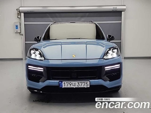 PORSCHE Cayenne 4.8 GTS 2013 - photo 2 - Import Corée du Sud | International Cars