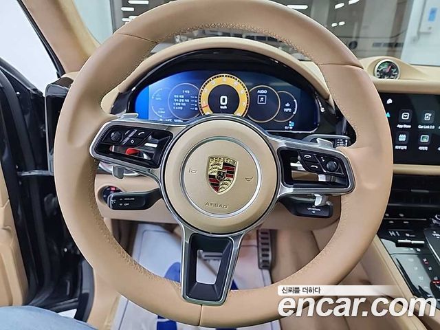 PORSCHE Cayenne 4.8 GTS 2013 - photo 9 - Import Corée du Sud | International Cars