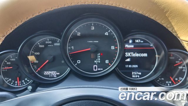 PORSCHE Cayenne 3.0 디젤 플래티넘 Edition 2014 - photo 16 - Import Corée du Sud | International Cars