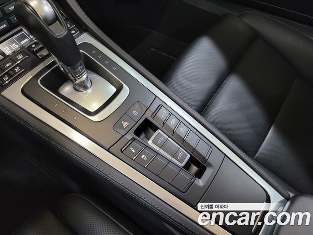 PORSCHE 718 Boxster 4.0 GTS 2022 - photo 14 - Import Corée du Sud | International Cars