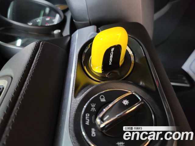 PORSCHE 718 Boxster 4.0 GTS 2022 - photo 16 - Import Corée du Sud | International Cars